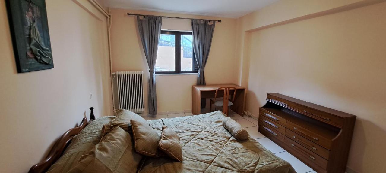 Hospitality Up To 5 Person's In Chios Apartment Chios Town